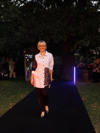 Co nás čeká v nejbližších dnech? 👀 DNES - live vysílání 🥳 NEDĚLE 13:00 - live vysílání z BASTETU 😍 PONDĚLÍ 14:00 - live...